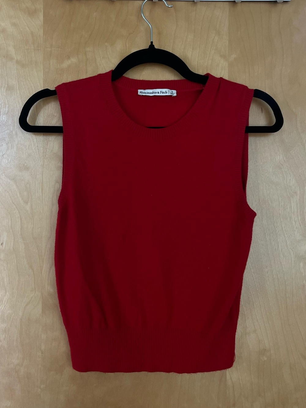 Abercrombie & Fitch Bright Red Sleeveless Knit Tank